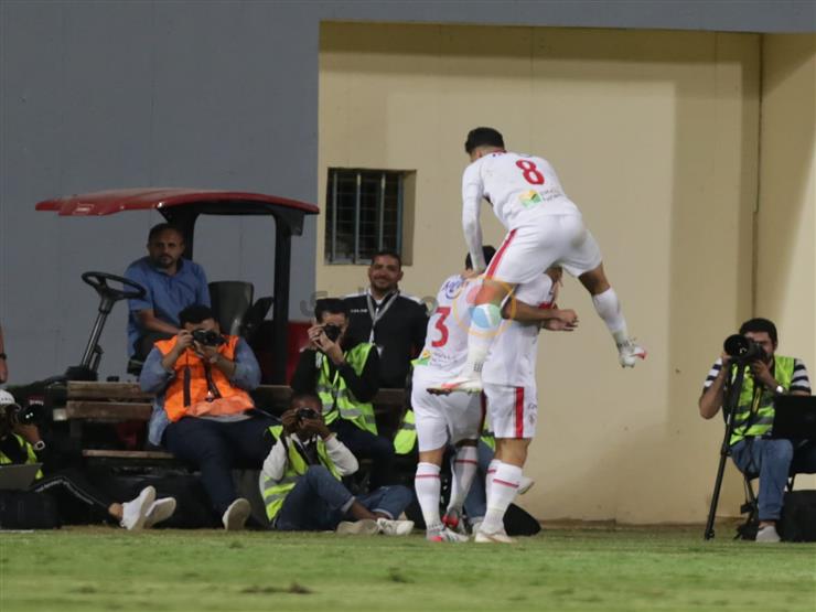 الزمالك يستهل مشواره في الدوري بثنائية بمرمى إنبي الزمالك يستهل مشواره في الدوري بثنائية بمرمى إنبي