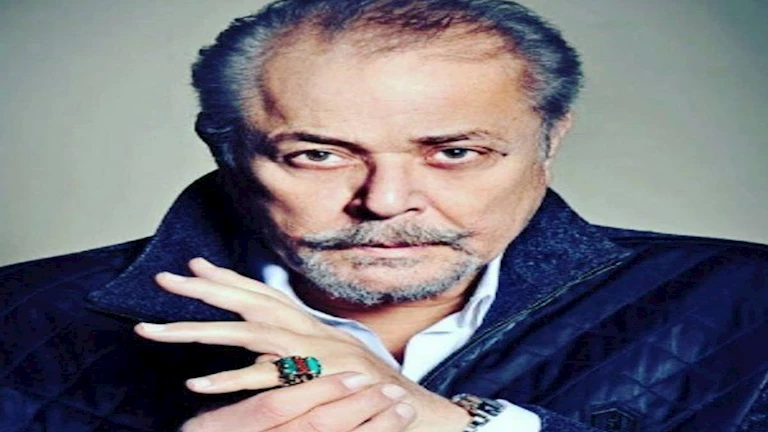 "بيان هام".. أسرة محمود عبدالعزيز تفجر مفاجأة بشأن طليقته
