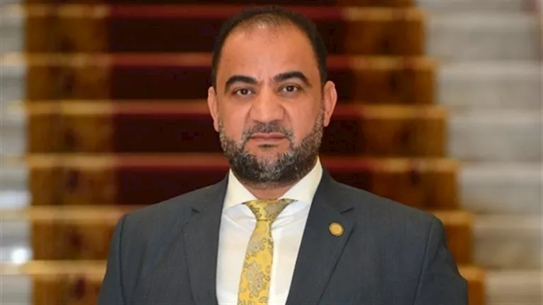 نائب يثير أزمة بشأن مسؤول بالشرقية.. والتعليم ترد
