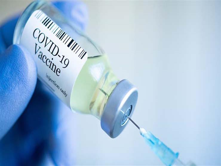 عضو لجنة مكافحة كورونا: تحورات الفيروس بالآلاف واللقاح قادر عليها
