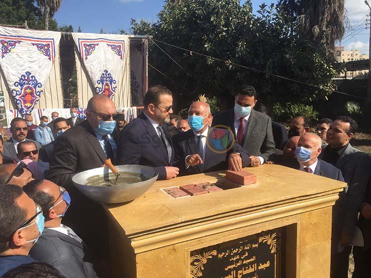 بحضور وزير النقل ومحافظ الدقهلية.. وضع حجر أساس مشروع تحيا مصر بالمنصورة بحضور وزير النقل ومحافظ الدقهلية.. وضع حجر أساس مشروع تحيا مصر بالمنصورة
