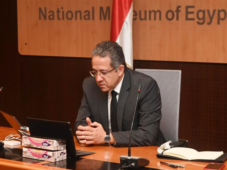 وزير السياحة: موكب آخر ضخم لنقل القناع الذهبى لتوت عنخ آمون للمتحف المصرى الكبير