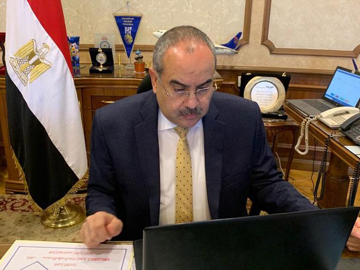 الطيران المدني: تنسيق دائم مع الدول الأفريقية في مجال الأرصاد الجوية لمواجهة التغيرات المناخية الطيران المدني: تنسيق دائم مع الدول الأفريقية في مجال الأرصاد الجوية لمواجهة التغيرات المناخية