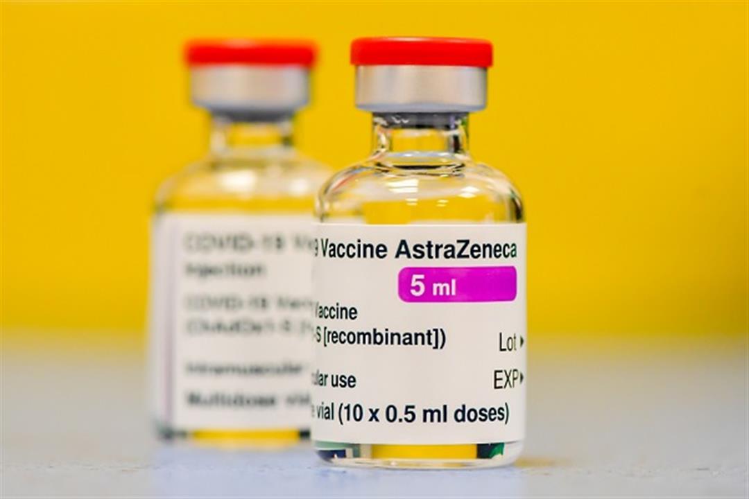 بعد أزمة الجلطات.. خبير أوبئة يكشف مخاطر جديدة للقاح أسترازينيكا