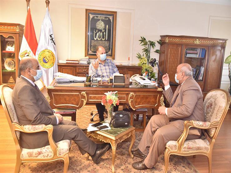 محافظ أسيوط: مشروعات كثيفة العمالة للحد من الهجرة غير النظامية محافظ أسيوط: مشروعات كثيفة العمالة للحد من الهجرة غير النظامية