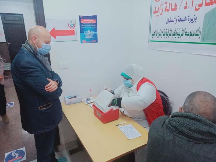 معاون وزيرة الصحة: تطعيم 2200 مواطنًا بلقاح كورونا في 3 أيام 