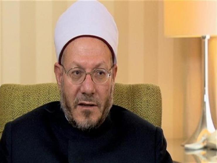 المفتي: لا محل للاعتكاف في البيت وهناك بدائل أخرى من الذكر وقراءة القرآن المفتي: لا محل للاعتكاف في البيت وهناك بدائل أخرى من الذكر وقراءة القرآن