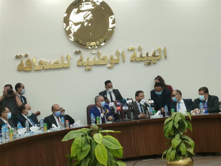 خالد عبدالمنعم رئيسا لتحرير الأهرام الرياضي .. تفاصيل اجتماع الهيئة الوطنية للصحافة خالد عبدالمنعم رئيسا لتحرير الأهرام الرياضي .. تفاصيل اجتماع الهيئة الوطنية للصحافة
