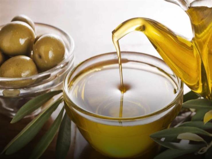 زيت الزيتون يقدم فوائد مذهلة للسيدات.. إليك أبرزها زيت الزيتون يقدم فوائد مذهلة للسيدات.. إليك أبرزها