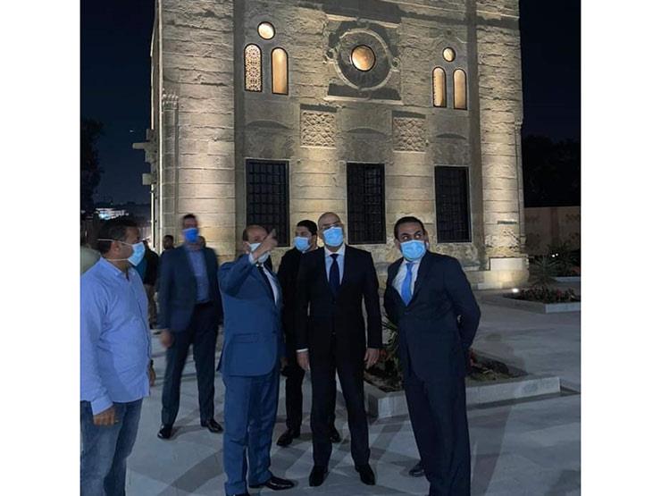وزير الإسكان يتفقد المرحلة الأولى من محور الفردوس الحر بمحافظة القاهرة بعد تشغيله تجريبيا وزير الإسكان يتفقد المرحلة الأولى من محور الفردوس الحر بمحافظة القاهرة بعد تشغيله تجريبيا