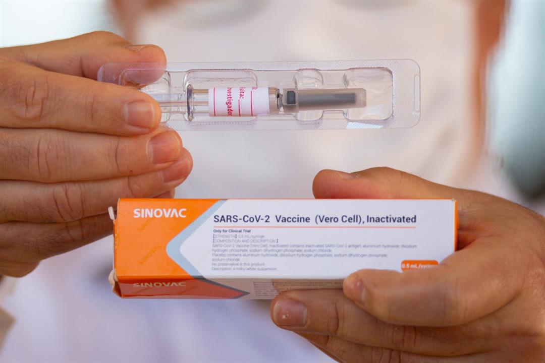 "الدواء المصرية" تمنح ترخيص الاستخدام الطارئ للقاح "كورونا فاك"