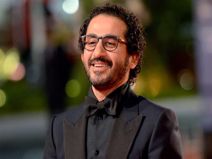 أحمد حلمي يوجه رسالة لوالد الطفلة الشهيدة الذي جسد دوره في"الاختيار ٢". أحمد حلمي يوجه رسالة لوالد الطفلة الشهيدة الذي جسد دوره في"الاختيار ٢".