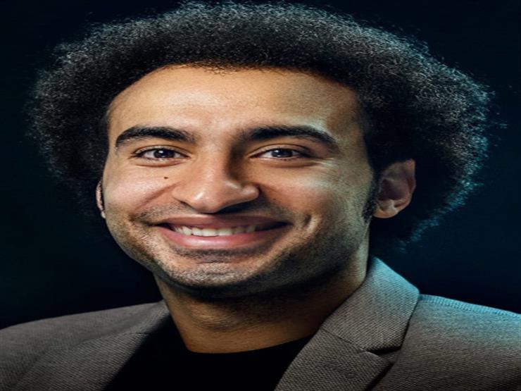 فيديو| علي ربيع يرقص على أنغام "يا دلعوا" لعمرو دياب فيديو| علي ربيع يرقص على أنغام "يا دلعوا" لعمرو دياب