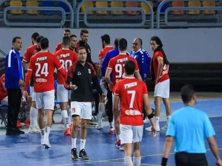 فوز صعب للأهلي على سبورتنج بدوري اليد فوز صعب للأهلي على سبورتنج بدوري اليد