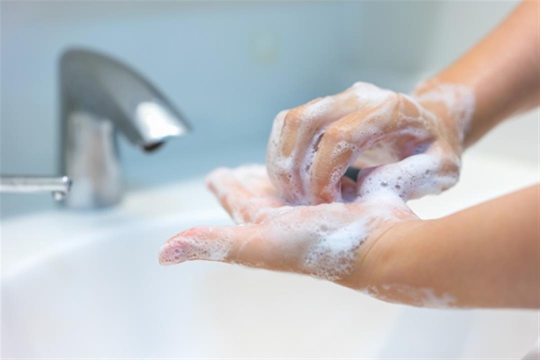 لحماية الجلد من الجفاف.. 5 نصائح اتبعها عند غسل اليدين (فيديوجرافيك)