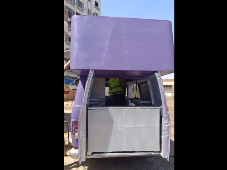من الخردة لمطعم.. ذوي الهمم في السويس يحولون سيارة قديمة إلى عربة وجبات سريعة من الخردة لمطعم.. ذوي الهمم في السويس يحولون سيارة قديمة إلى عربة وجبات سريعة