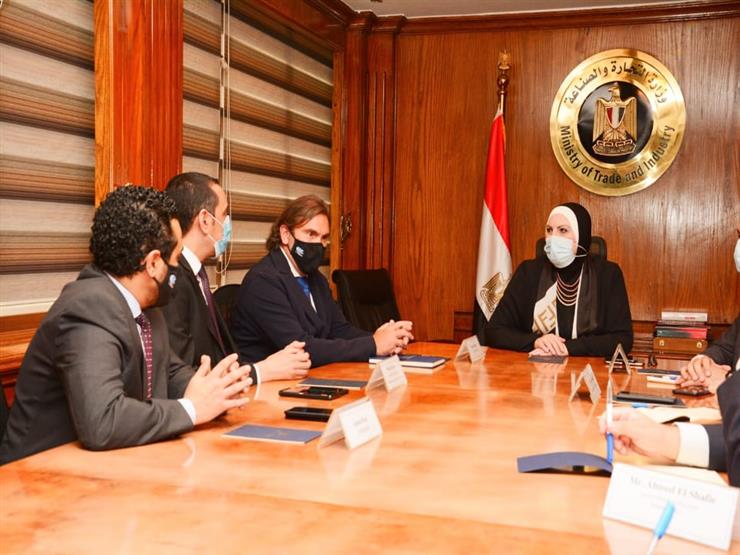 وزيرة التجارة تلتقي وفد شركة "بي اس اتش" العالمية وزيرة التجارة تلتقي وفد شركة "بي اس اتش" العالمية