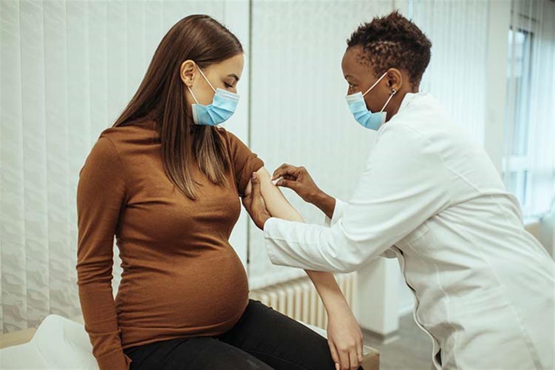 فيروس كورونا.. هل تؤثر اللقاحات المضادة على المشيمة عند الحوامل؟