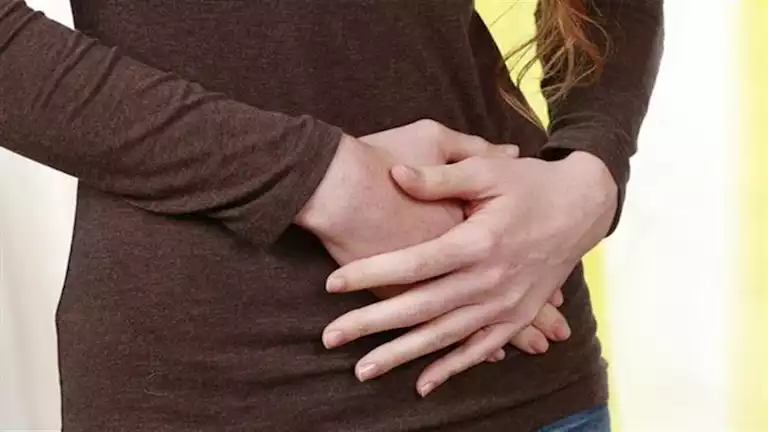 هذا ما يحدث للجسم عند حبس البول ليلا- مفاجأة 