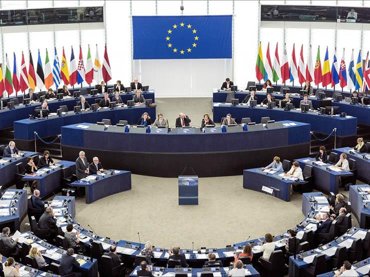 المجلس الأوروبي يقرر رفع قيود السفر المتبادل عن 8 دول المجلس الأوروبي يقرر رفع قيود السفر المتبادل عن 8 دول