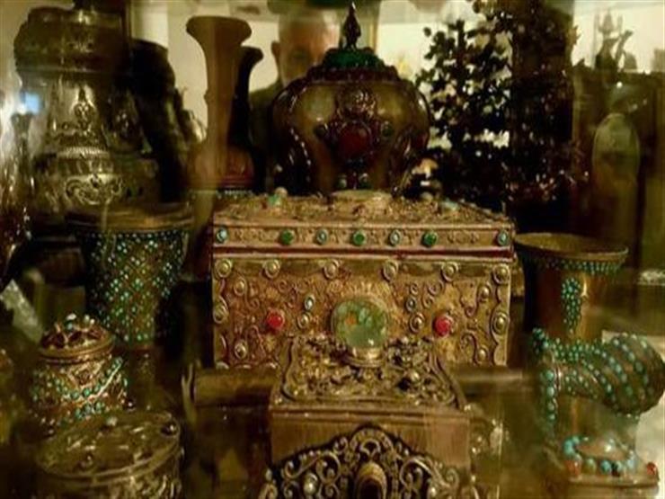 أثريات من عصور قديمة وإسلامية.. المضبوطات الكاملة في كنز "شقة الزمالك" (فيديو) أثريات من عصور قديمة وإسلامية.. المضبوطات الكاملة في كنز "شقة الزمالك" (فيديو)
