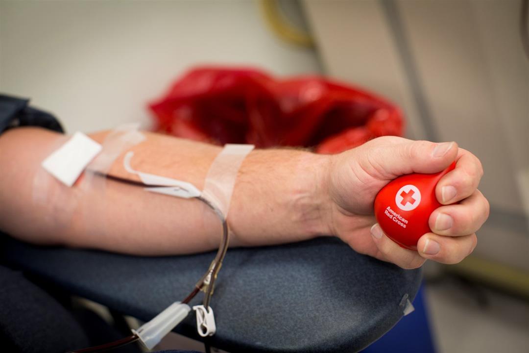 في اليوم العالمي للتبرع بالدم.. تعرف على فوائده وآثاره الجانبية
