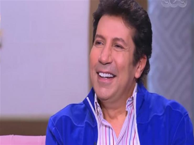 هاني رمزي في الطائرة متجها لنيويورك هاني رمزي في الطائرة متجها لنيويورك