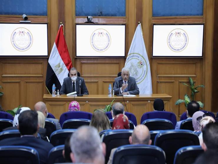 طارق شوقي: تخصيص بريد إلكتروني خاص بمدارس النيل لتلقي استفسارات أولياء الأمور طارق شوقي: تخصيص بريد إلكتروني خاص بمدارس النيل لتلقي استفسارات أولياء الأمور