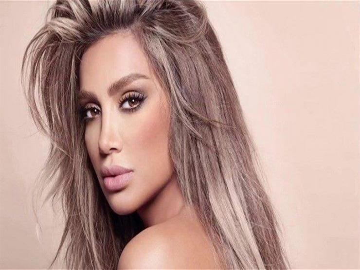 مايا دياب تقدم واجب العزاء لنانسي عجرم في وفاة حماتها مايا دياب تقدم واجب العزاء لنانسي عجرم في وفاة حماتها