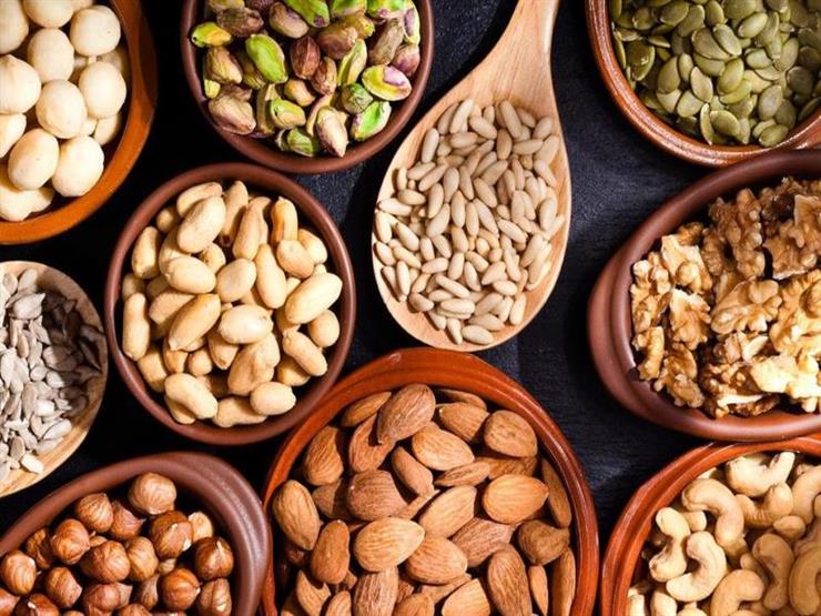 منها الفاكهة الرطبة أطعمة صحية تناولها في فترة التعافي م مصراوى