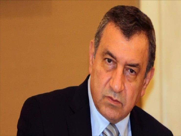 الأحد.. رئيس الوزراء الأسبق يفتتح معرض فنون تشكيلية بأتيليه القاهرة الأحد.. رئيس الوزراء الأسبق يفتتح معرض فنون تشكيلية بأتيليه القاهرة