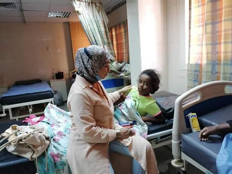 مستشفى أسوان الجامعي: استقرار حالة طفلة الختان على يد مسعف