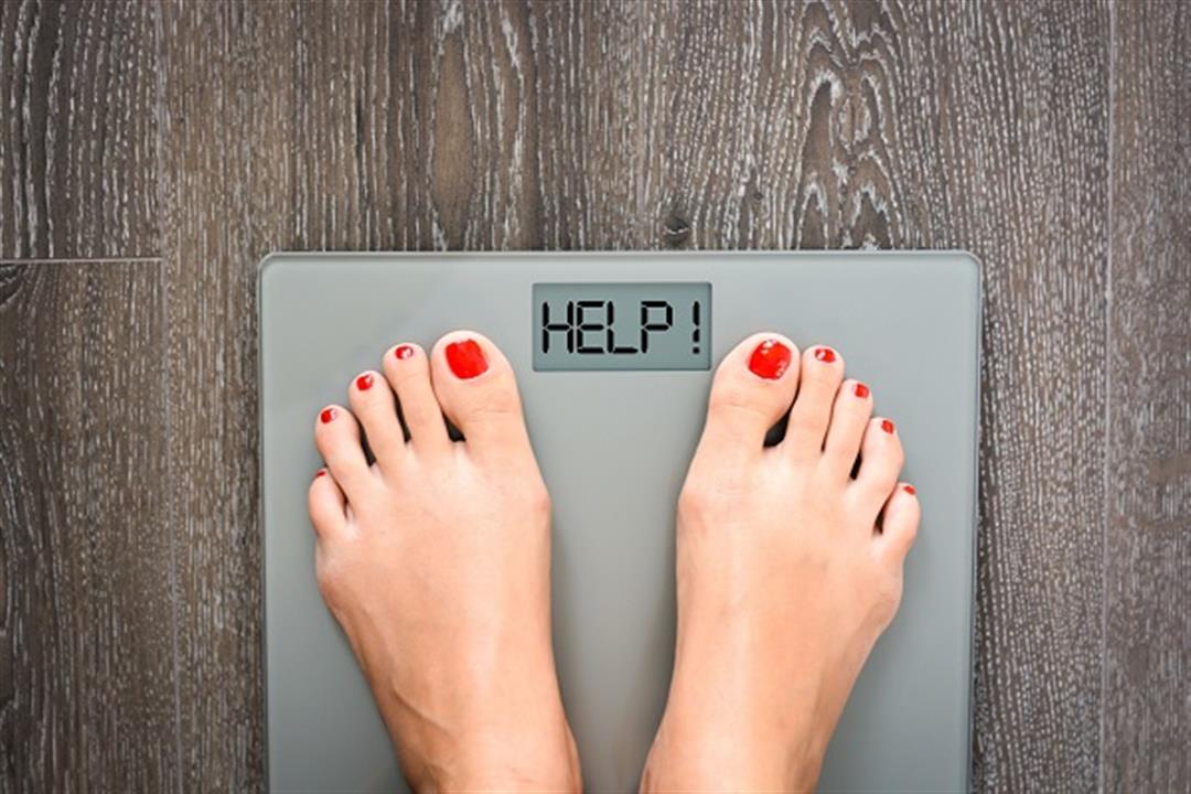 أسباب زيادة الوزن.. خبيرة تغذية توضح العادات الخاطئة المسببة للسمنة