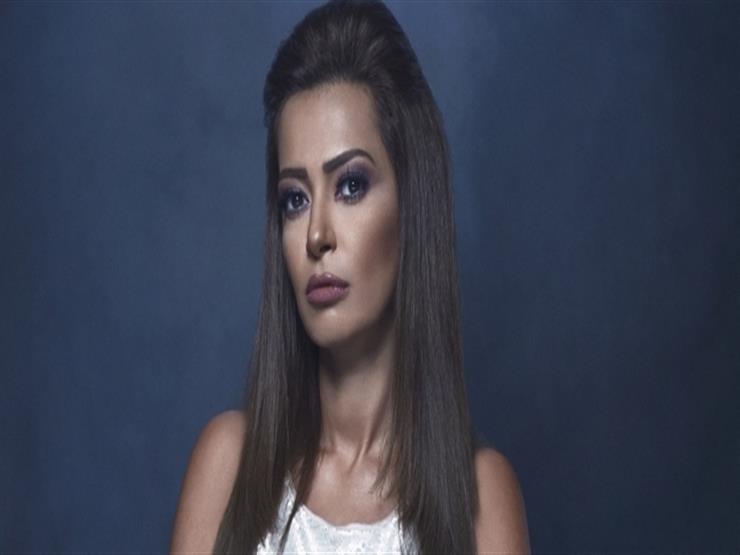داليا مصطفى تطلب الدعاء لـ كريم فهمي داليا مصطفى تطلب الدعاء لـ كريم فهمي