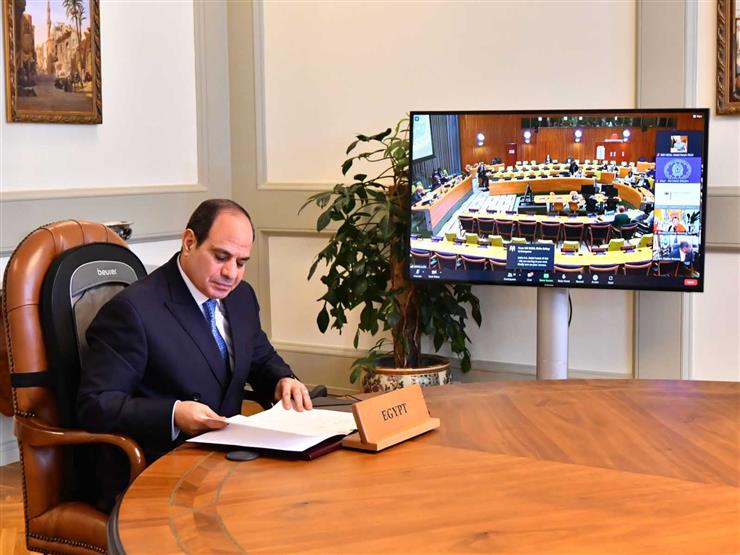 السيسي يؤكد أهمية تحمل الدول المتقدمة لمسئولياتها في خفض انبعاثات الكربون السيسي يؤكد أهمية تحمل الدول المتقدمة لمسئولياتها في خفض انبعاثات الكربون
