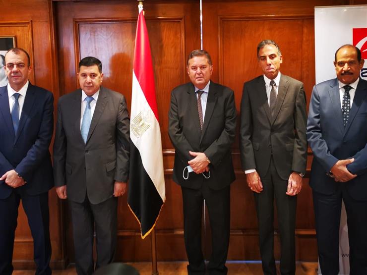 بروتوكول بين "القابضة للنقل" و"إي فاينانس" للربط والتحصيل الإلكتروني بروتوكول بين "القابضة للنقل" و"إي فاينانس" للربط والتحصيل الإلكتروني