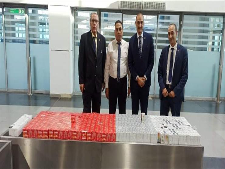 ضبط 856 علبة دواء لعلاج كورونا مع راكب بمطار القاهرة ضبط 856 علبة دواء لعلاج كورونا مع راكب بمطار القاهرة