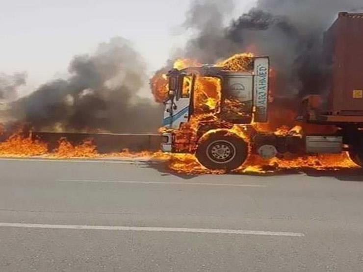  محملة بتنر ودهانات.. تفحم جثة سائق داخل سيارة نقل في الشيخ زايد