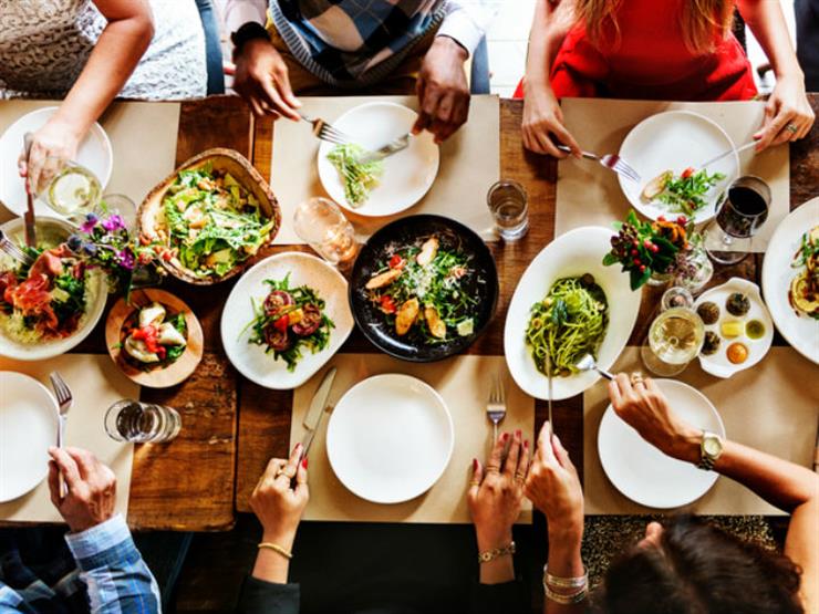 5 نصائح لتجنب الإفراط في تناول الطعام خلال شهر رمضان