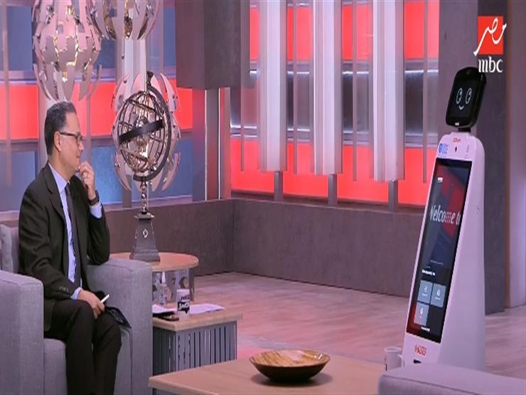 شريف عامر يكشف للروبوت “Duet” عن الشخصية التي يتمنى لقاءها في "يحدث في مصر"