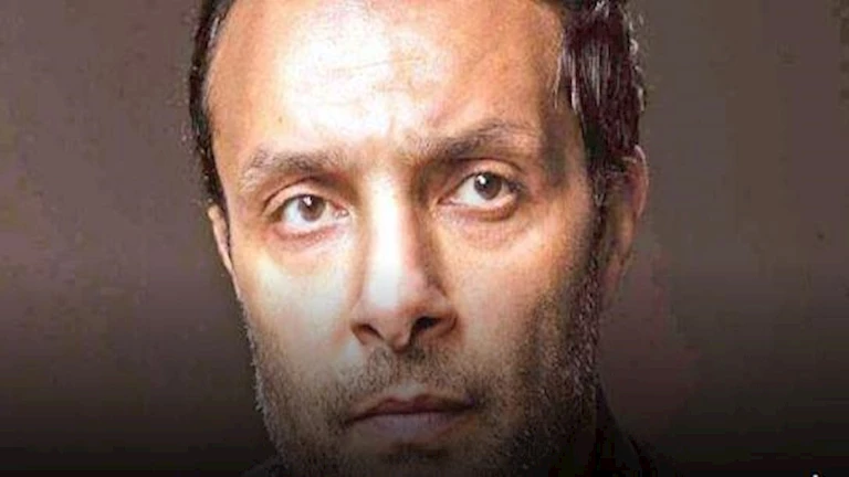 وائل عبدالعزيز بعد تصريحات أمينة خليل: "كنا بنقعد ٤ ممثلين في كرفان شبه عربيات الترحيلات"