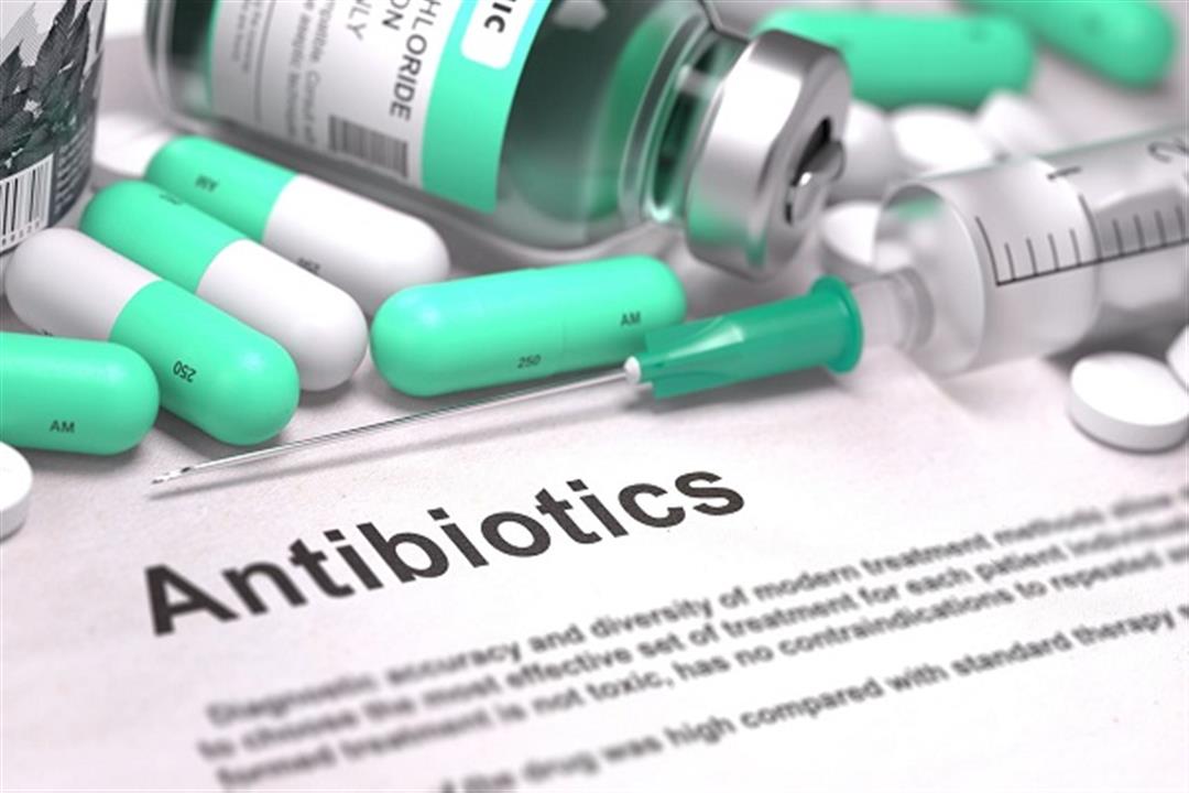 حسام موافي يكشف عن ضرر خطير للإفراط في المضادات الحيوية