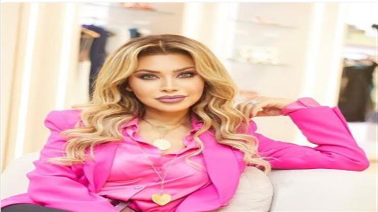 Nawal Al Zoghbi posts new photos and comments