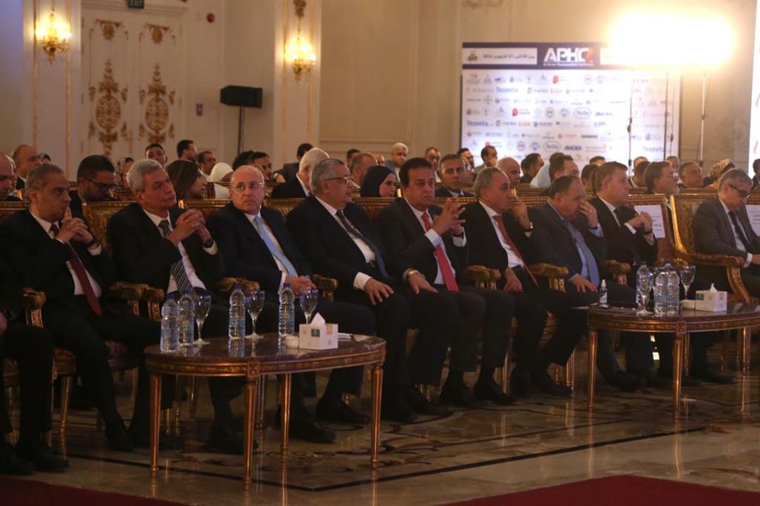 "الأهرام" تطلق المؤتمر الثالث للدواء.. ورئيس تحريرها: نهدف لضمان توفير الدواء
