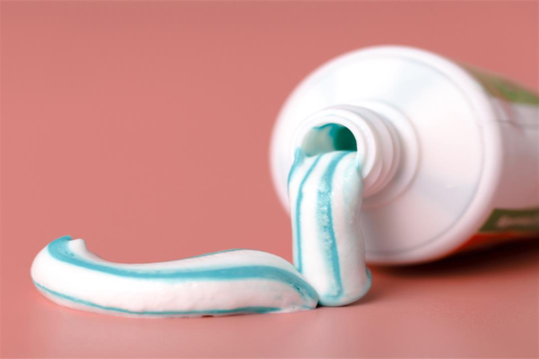 هل يمكن تنظيف الأسنان بدون معجون؟