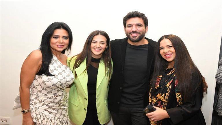 Pictures |  Rania Youssef congratulates Hassan El Raddad for the film “At gunpoint”