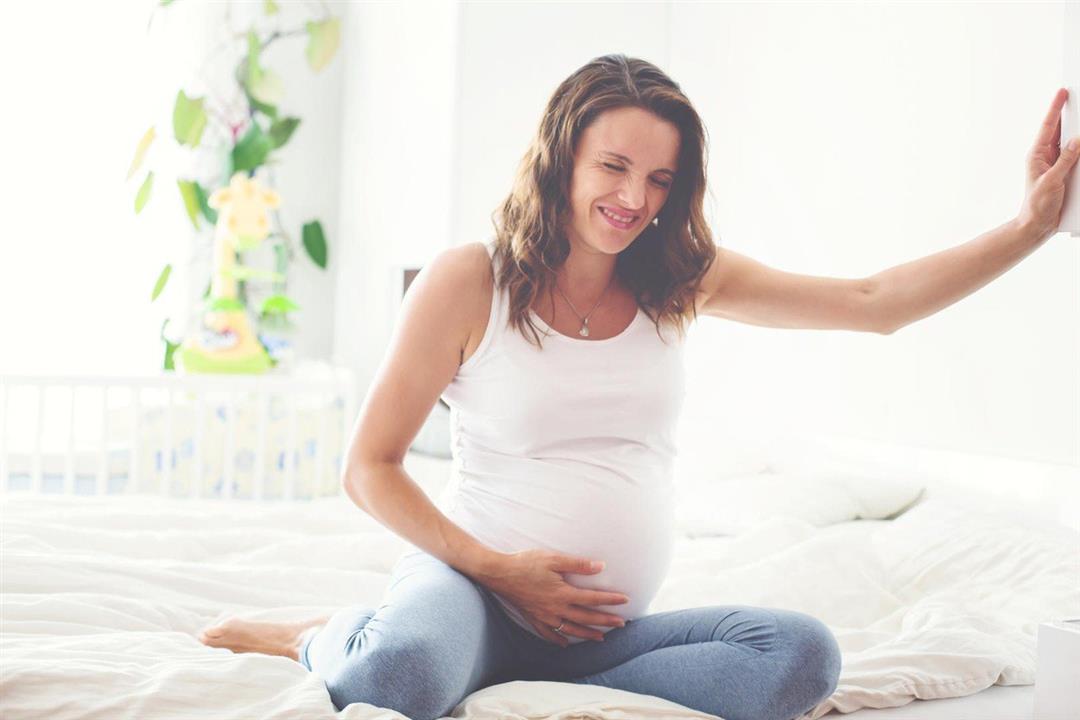 ما الذي يسبب ألم البطن أثناء الحمل؟