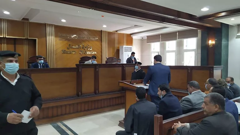 بينهم 18 محبوسًا.. تأجيل قضية "اللجان النوعية بالتجمع" المتهم فيها قيادات إخوانية