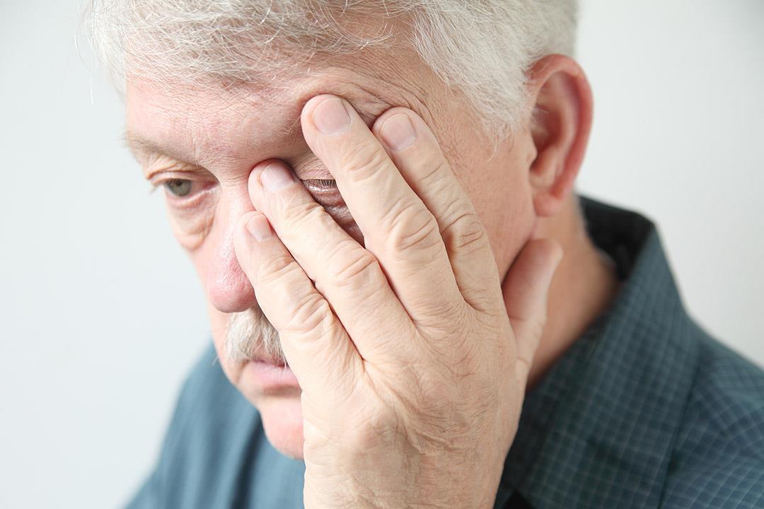 أعراض مزعجة للحزام الناري في العين- هل قد يسبب العمي؟