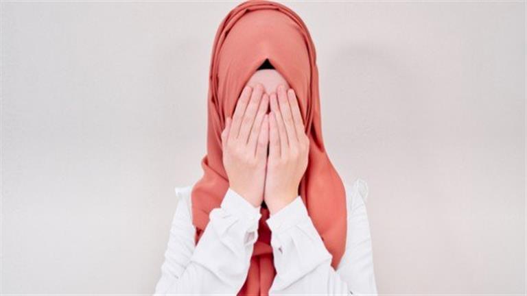 صورة كيف كرم الإسلام المرأة ودعم تربية الفتيات في فترة المراهقة؟